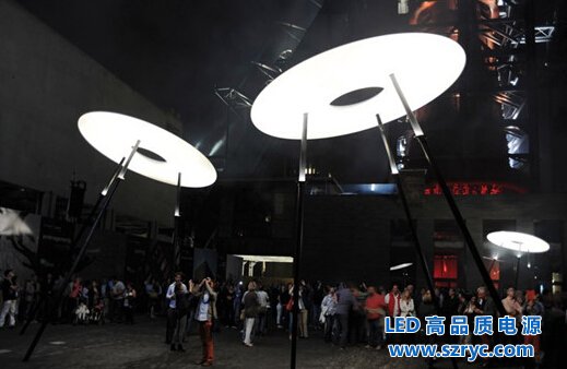 LED看成UFO！眼瞎還是太像？