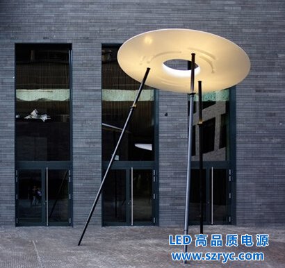 LED看成UFO！眼瞎還是太像？